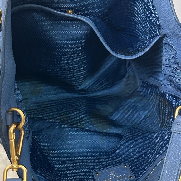 💯 Authentic Prada Two-Way  Leather Tote Bag🍀 - Picture 12 of 17